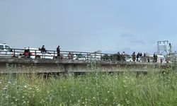 Hatay'da Asi Nehri taştı, sağanakta köprü ve yollar ile bir ev çöktü; 3 ölü, 3 yaralı, 2 kayıp (7)