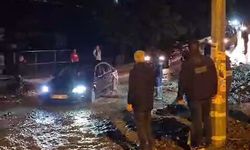 Hatay'da sağanak; hayvan pazarını su bastı