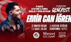 Kepez'de 19 Mayıs sahnesinde Emir Can İğrek konseri