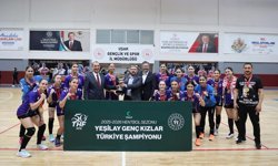 Kepez'in genç sultanları zirvede; Antalya'ya Türkiye şampiyonluğu gururu