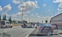 Otoyolda kontrolden çıkan otomobil takla attı