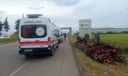 Reyhanlı'da traktör römorku devrildi; 4 işçi yaralandı