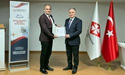SGK'dan Başkent Üniversitesi Adana Dr. Turgut Noyan Uygulama ve Araştırma Merkezi'ne teşekkür belgesi