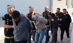 Telefonda kendilerini kamu görevlisi olarak tanıtıp, 14 milyon lira dolandıran çete çökertildi