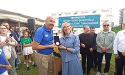 Zeynep-Deniz Şahutoğlu Turnuvası'nda kupa ve madalyalar sahiplerini buldu
