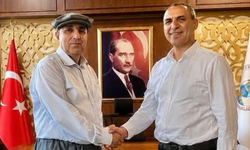 Silifke Kaymakamı Abdullah Aslaner’den Çiftçiler Günü’nde Samimi Görüntü