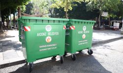 Akdeniz'de çöp konteynerleri yenileniyor