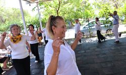 Aktif Yaşlı Merkezi'nde veda programı