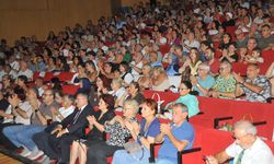 Antalyalı hekimlerden türkü şöleni