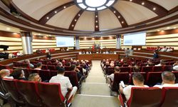 Başkan adayı Hatice Öz, meclise seslendi