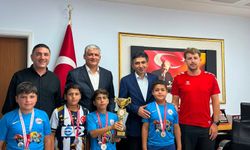 Bocce Bowling ve Dart Yarışması'nda derece yapanlara ödül