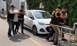 Cadde ortasındaki kavga, aile meselesinden çıkmış; taraflar tutuklandı