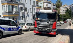 Dairedeki yangın büyümeden söndürüldü