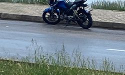 Devrilen motosikletin sürücüsü yaralandı