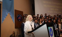 Diş hekimleri mezun oldu