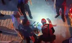 Engelli asansöründe mahsur kalan genci itfaiye ekibi kurtardı