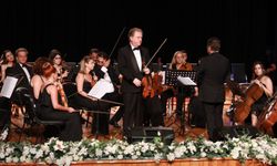 İskenderun'da Türk Valsleri Konseri ilgi gördü