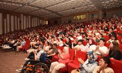 Kepez'de müziğin ustaları ve genç yetenekler aynı sahnede