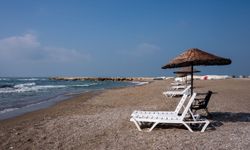 Mezitli Belediyesi'nden ücretsiz şezlong