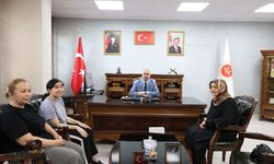 Müftülükten görme engelli öğrenciye akıllı baston desteği