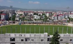 Osmaniye'de 7 Ocak Stadyumu'nun yapımı sürüyor