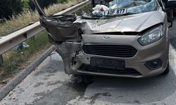 Otoyolda hafif ticari araç, TIR'la çarpıştı: 1 ölü, 4 yaralı