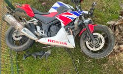 Refüje çarpan motosikletin sürücüsü hayatını kaybetti
