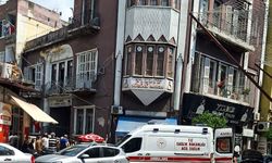 Çay içerken başına beton parçası düştü