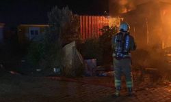 Hatay'da konteyner yandı