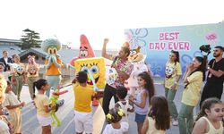 'Sünger Bob Kare Pantolon'un doğum günü iki şehirde kutlandı