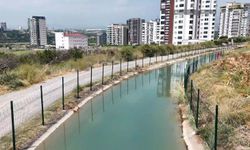 Toroslar Belediyesi, sulama kanalının etrafını çitle kapattı