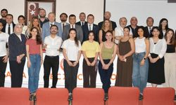 Adana'da yardımcı eczacı eğitimi