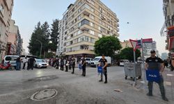 Alparslan Kuytul'un evinde polis arama yapıyor
