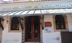 Antalya Oyuncak Müzesi 7'den 70'e ziyaretçilerini ağırlıyor