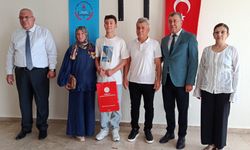 Dereceye giren öğrencilere ödül