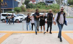 Döviz bürosu soygununda gözaltına alınan 3 şüpheli adliyede