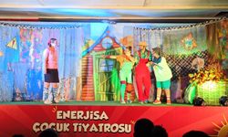 'Enerjimi Koruyorum' çocuk tiyatrosu İskenderun'da çocuklarla buluştu