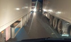 Gümrük kapısında iki TIR arasında sıkışan sürücü öldü