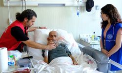 Hastanede sevgi buluşması