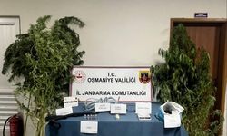 Jandarma operasyonunda patlayıcı madde, silah ve mühimmat ele geçirildi
