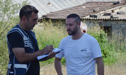 Panelvan minibüs ile kamyonet çarpıştı: 1 yaralı
