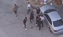 Taziye evindeki kavgada silah çekip husumetlilerini kovaladı