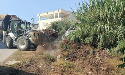 Akdeniz'de yol düzenleme ve ıslah çalışmaları devam ediyor