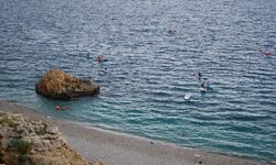 Antalya'da deniz suyu havadan sıcak