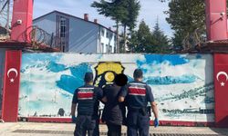 Aranan hükümlüyü jandarma yakaladı
