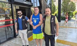 Otel personeliyle tartışıp, Türk bayrağına tüküren İngiliz turist tutuklandı