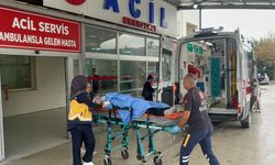 Otomobil ile çarpışan motosikletin sürücüsü ağır yaralandı
