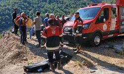 Uçuruma düşen motosikletin sürücüsü öldü