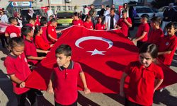 Yeni eğitim öğretim yılı bandolu yürüyüşle başladı