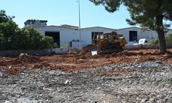 30 kamyon atık temizlendi